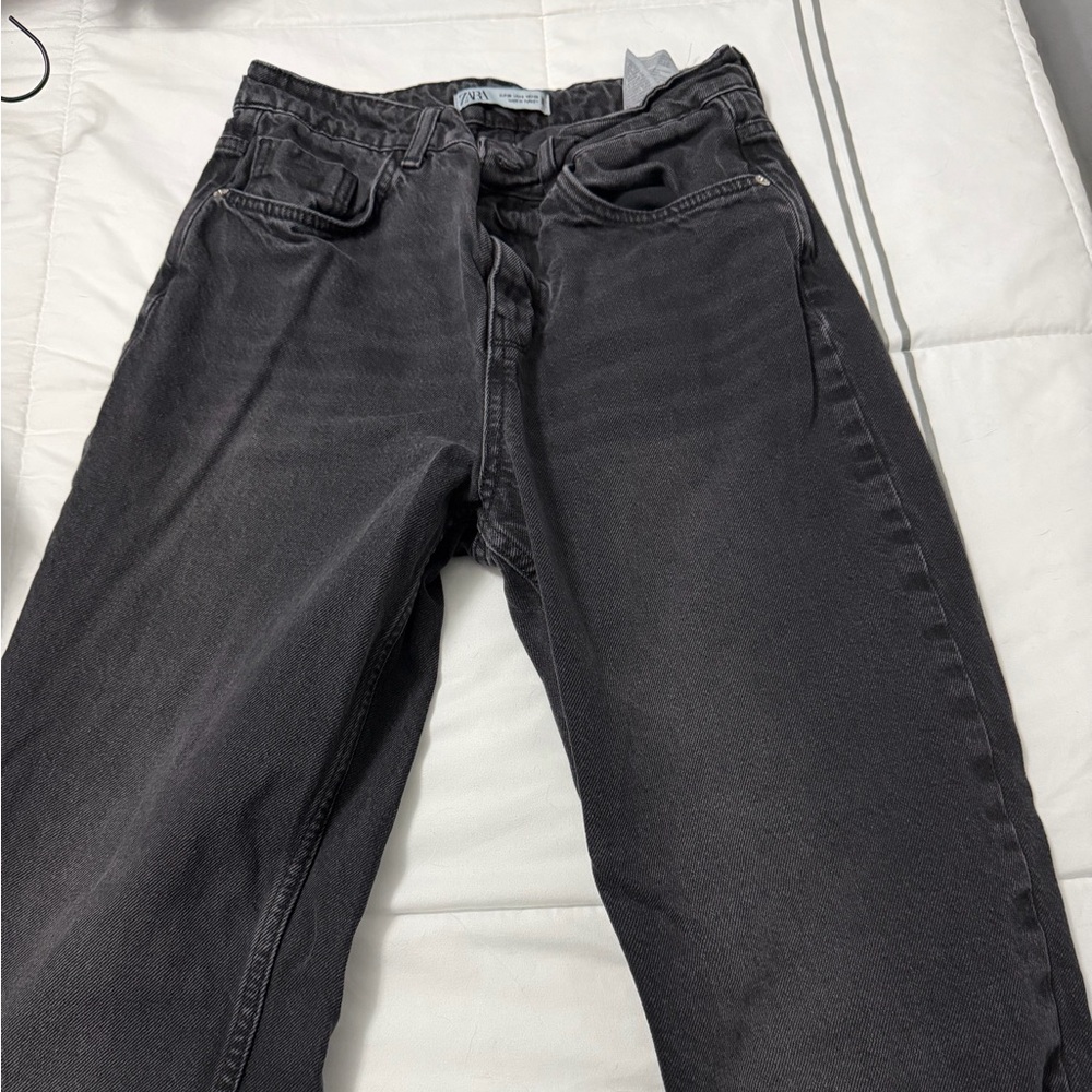 Zara Women’s Charcoal Relaxed Straight Jeans